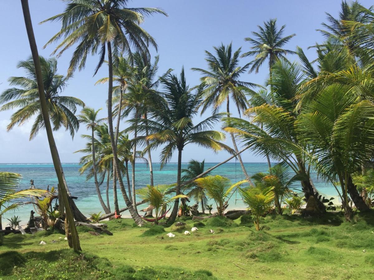 Ensuenos Natural Reserve Little Corn Island Nicaragua エクステリア 写真