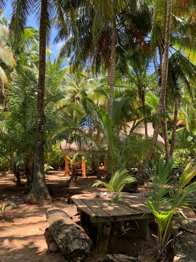 Ensuenos Natural Reserve Little Corn Island Nicaragua エクステリア 写真